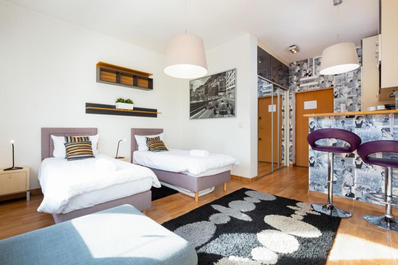 Apartment Warsaw Hoza By Noclegi Renters Varsóvia Exterior foto